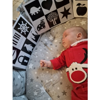 Karty kontrastowe czarno- białe dla noworodków i niemowląt